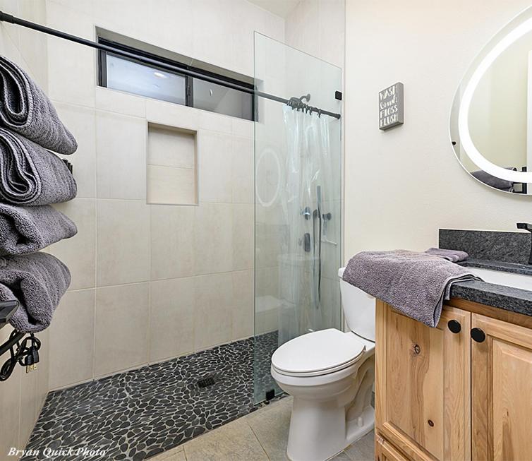 Three Bedroom River Access Hébergement de vacances *